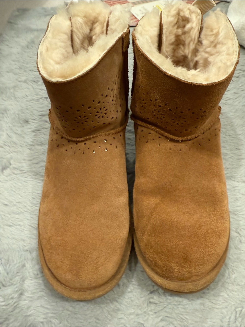 UGG Dae Sunshine Perf Chestnut Suede Fleece-Lined Ankle Boots